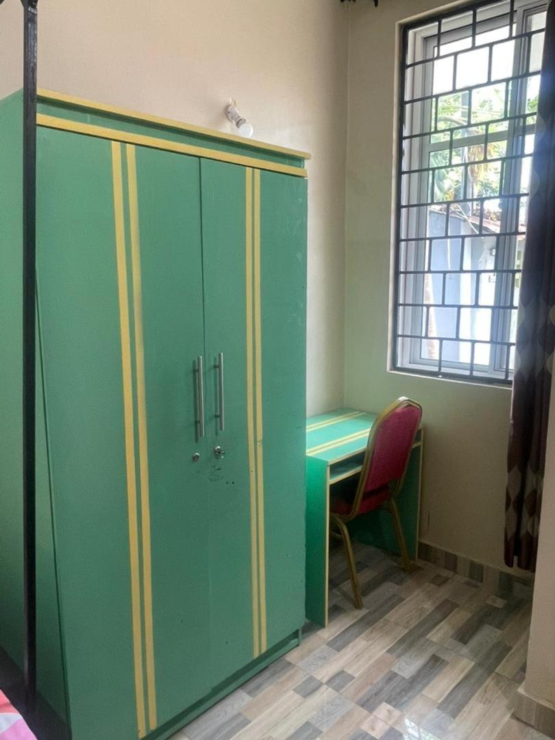 L&J Modern Backpackers Kinondoni Bed & Breakfast Dar es Salaam Phòng bức ảnh